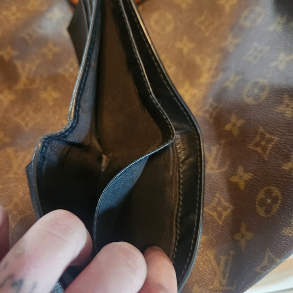 Gucci bifold snake wallet - Picture 4 of 8